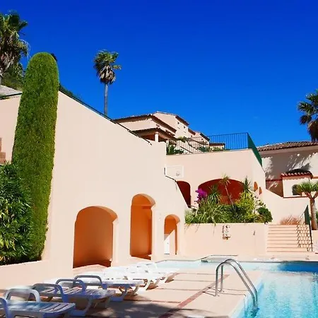 Holiday home Maison De Standing Sur Le Golf Blue Greens De Maxime Sainte-Maxime